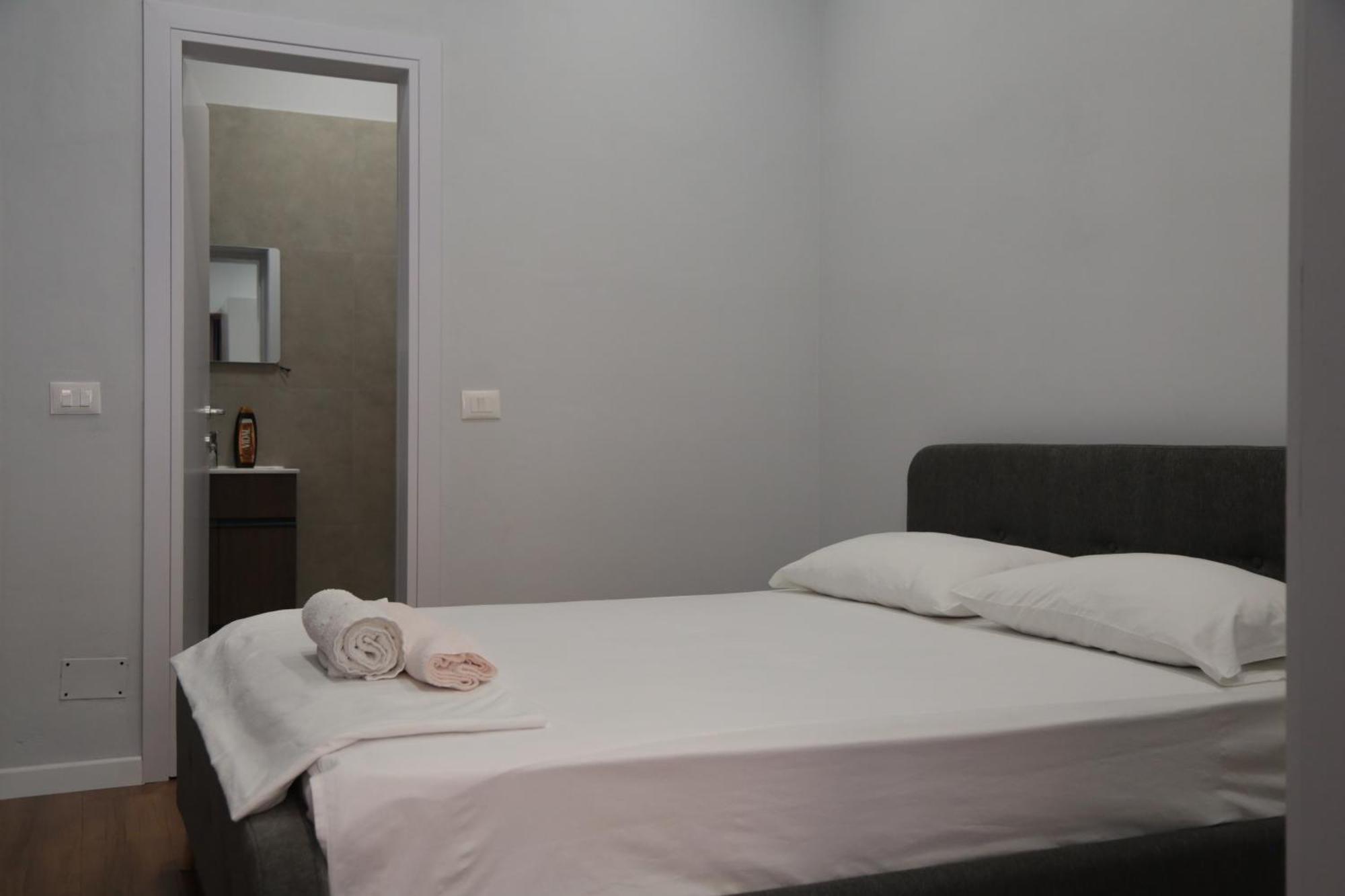 Be Solei Studio Apartments Sol 1 Тирана Экстерьер фото