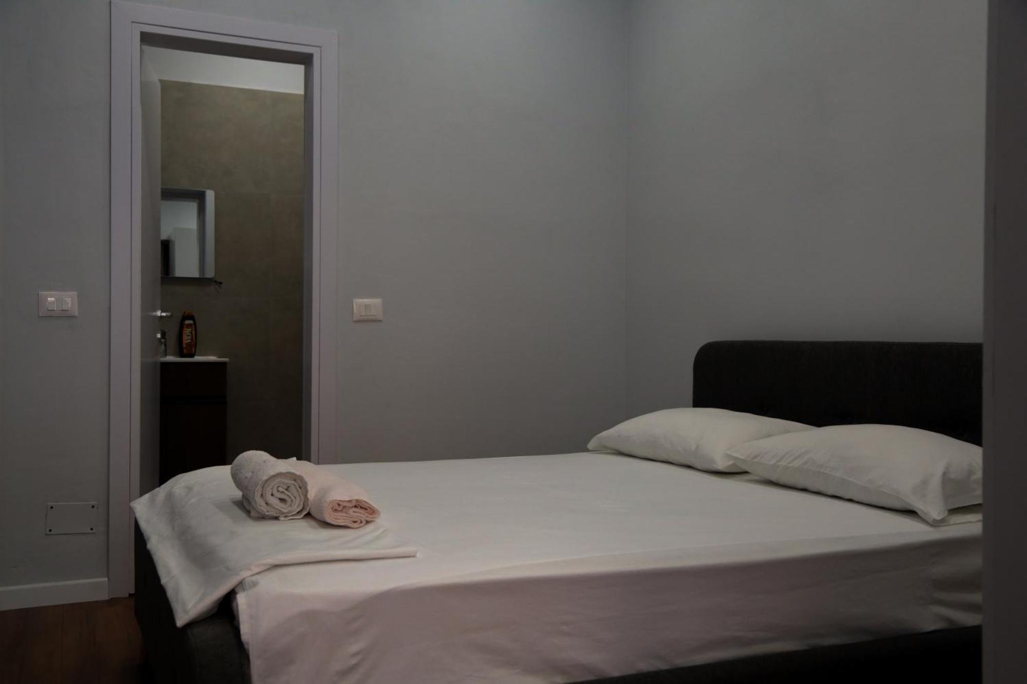 Be Solei Studio Apartments Sol 1 Тирана Экстерьер фото